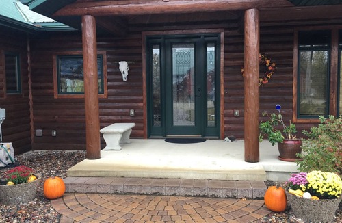 Peterson House | Spacious home close to Lanesboro, MN and the Root River State trail system.