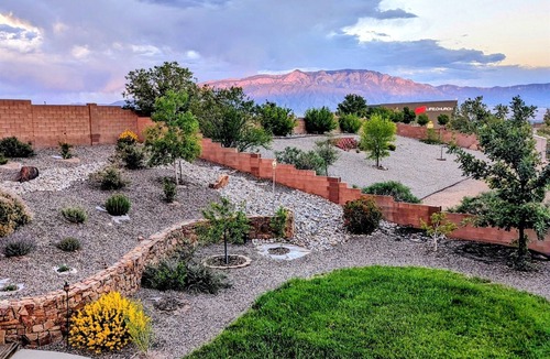 Rio Rancho House | Spacious Home for Balloon Fiesta. Trailer parking.