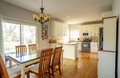 Spring Hill House | Spacious home for family fun or groups.
