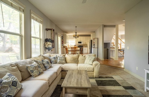 Spring Hill House | Spacious home for family fun or groups.