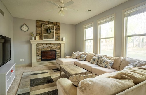 Spring Hill House | Spacious home for family fun or groups.