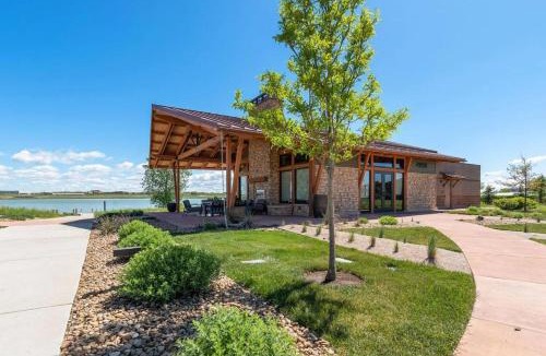 Centerra House | Spacious Home, Great Backyard with Mtn Sunset Views!