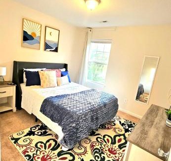 Chesapeake House | Spacious home in Chesapeake