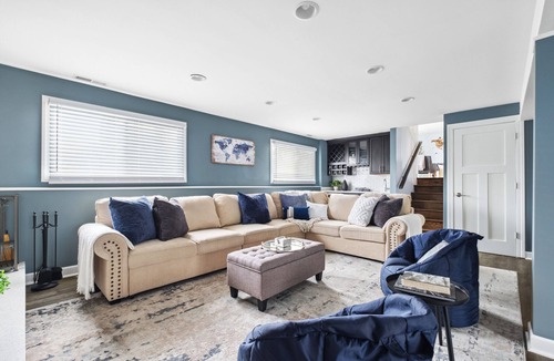 Highland Hills House | Spacious Home in Chicago Suburbs