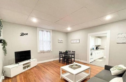 Franklin House | Spacious Home in Downtown Franklin