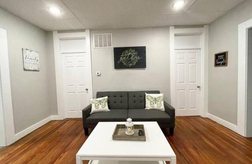 Franklin House | Spacious Home in Downtown Franklin