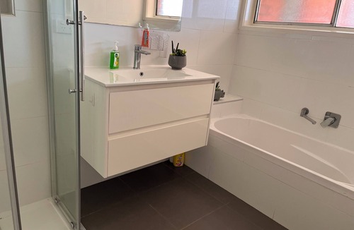 Springvale House | Spacious home in Springvale