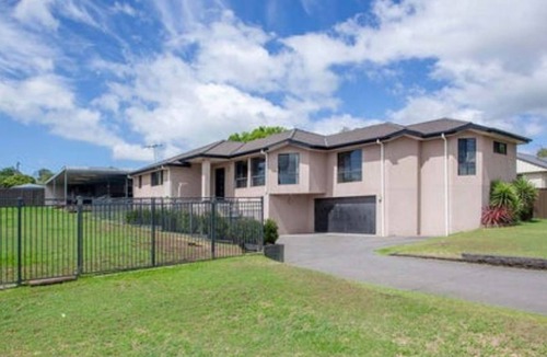 Taree House | Spacious home in taree