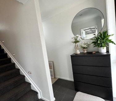 Mangere House | Spacious Home Near Airport