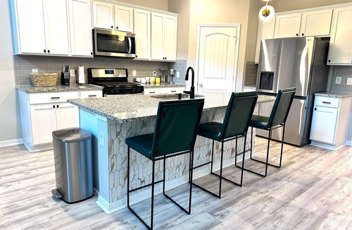 Kyle House | Spacious home near Austin with a large backyard perfect for enjoying sunsets.