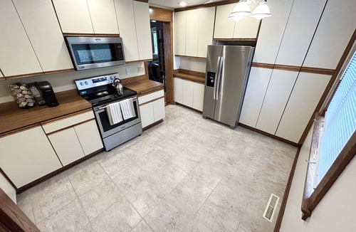 Excelsior House | Spacious Home near Lake Minnetonka & Downtown Excelsior