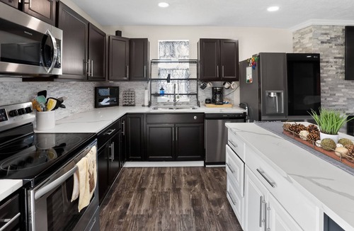 Clearfield House | Spacious Home Near Skiing & Hill AFB