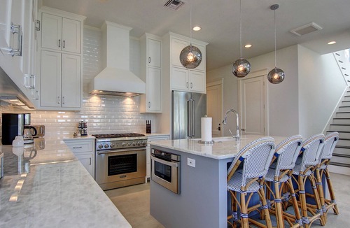 Cinnamon Shore House | Spacious Home Near Beach w/Private Fire Pit & Cinnamon Shore Amenities