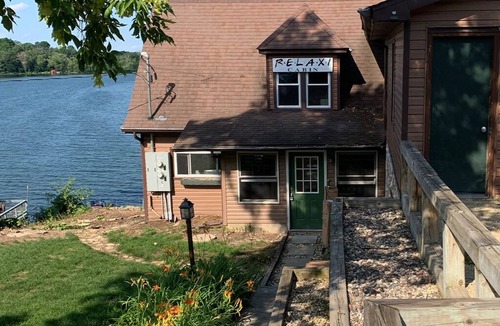 Stoughton House | Spacious Home on Lake Kegonsa