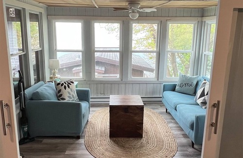 Stoughton House | Spacious Home on Lake Kegonsa