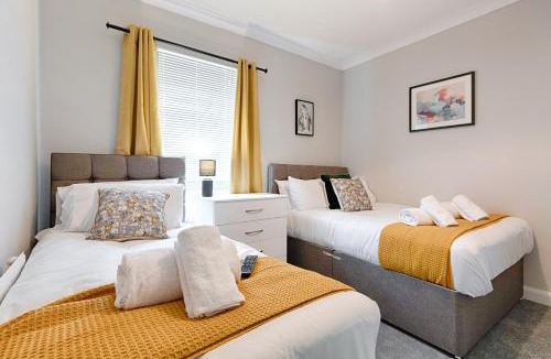 St. Thomas Apartment | Spacious Home - Parking - Kitchen - Ideal for Work