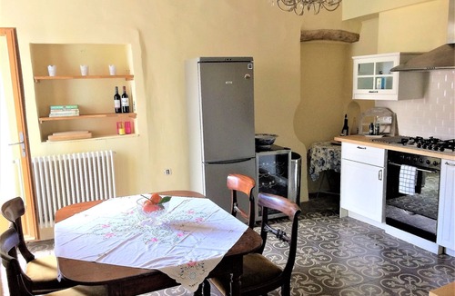 Abeilhan House | SPACIOUS HOME, PLENTY OF FEATURES WITH A STUNNING VIEW FROM THE TERRACE