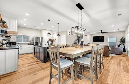 Fayetteville House | Spacious Home Steps from Baum Stadium – Ideal for Game Days!