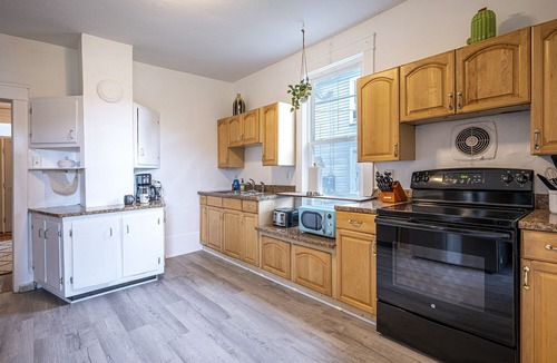 Front Royal House | Spacious home steps from Main St and Shenandoah NP with firepit & large backyard