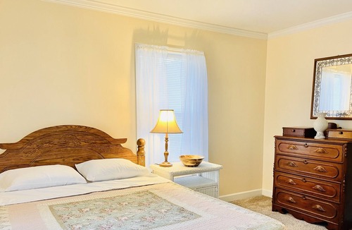 Paducah House | Spacious Home - Two Bedrooms - Close To Downtown
