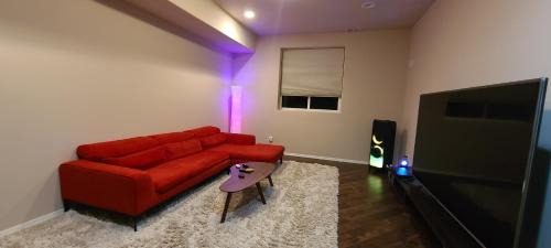 Northeast Tacoma House | Spacious home