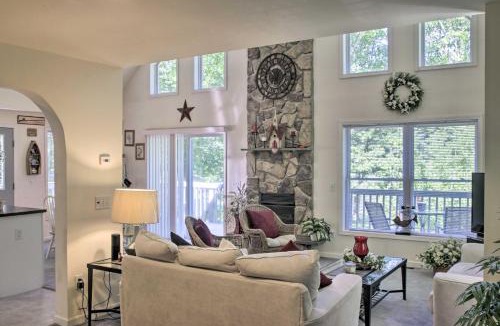 Callicoon House | Spacious Home w/Deck, Grill & Delaware River View