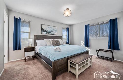 Northwest Arvada House | Spacious home w game room & firepit