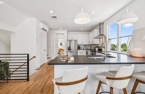 Nashville House | Spacious home w/iconic rooftop view near Broadway