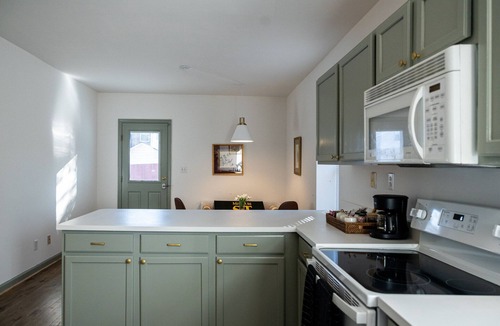 Northampton House | Spacious Home w/King bed! Fenced Yard