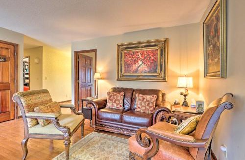 Hallsville House | Spacious Home w/Pond ~ 13 Mi to Columbia!