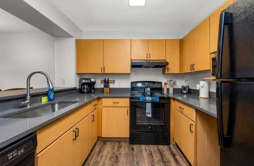 Lutz Apartment | Spacious home w/pool, BBQ & pet-friendly