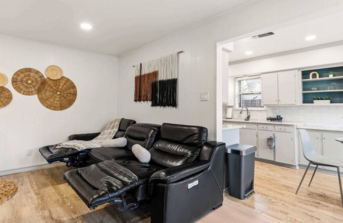 Far North Dallas House | Spacious home w/pool & game room