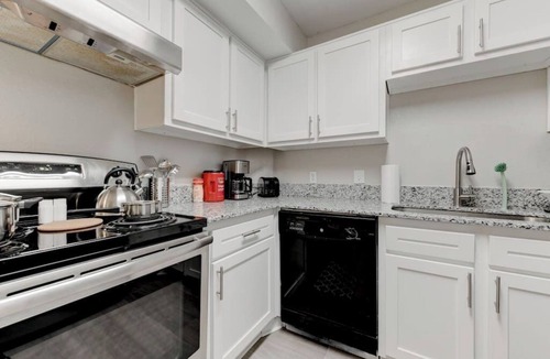 Pleasant Valley Apartment | Spacious home w/pool & hot tub