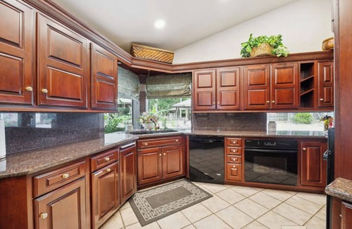 Decker Place House | Spacious Home w/Pool & Guest House