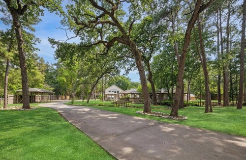 Decker Place House | Spacious Home w/Pool & Guest House