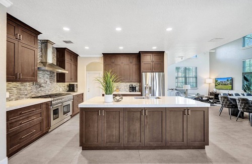 Plantation House | Spacious home w/private pool & game room