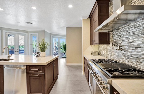 Plantation House | Spacious home w/private pool & game room