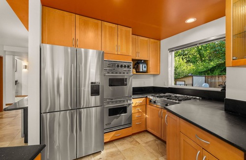 Northeast Tacoma House | Spacious home w/private pool & hot tub, game room - amazing location