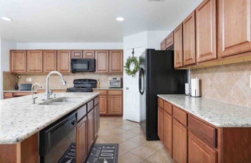 West San Antonio House | SPACIOUS HOME W/VIEWS