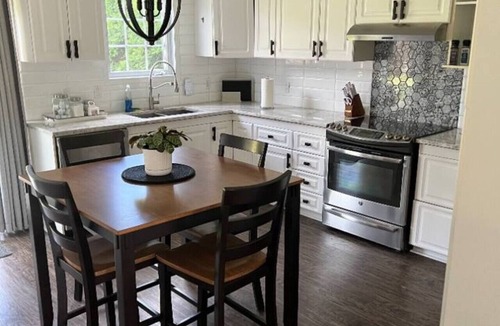 Longlac House | Spacious home with 3 beds and 1.5 baths.