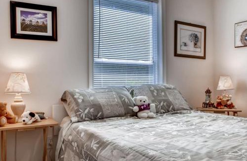 Callicoon House | Spacious Home with Deck, Grill and Delaware River View