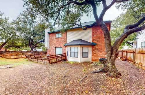 Schertz House | Spacious Home with Fireplace, Full Kitchen & Dog-Friendly Yard