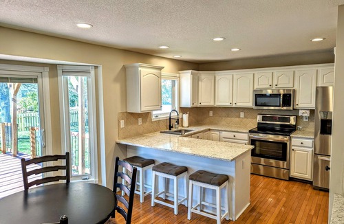 Ankeny House | Spacious home with game room - Close to everything!