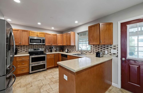 Chester House | Spacious Home with Game Room and Pool