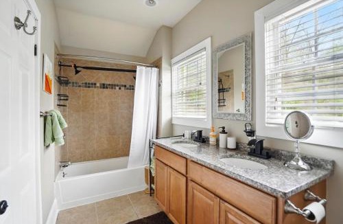 White Hall House | Spacious home with great outdoor area