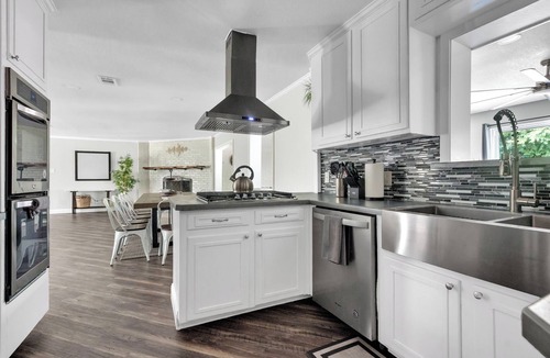 North Richland Hills House | Spacious Home with Heated Pool & HotTub by Stockyards DFW