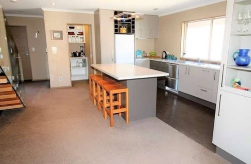 Castle Hill House | Spacious Home With Great Views