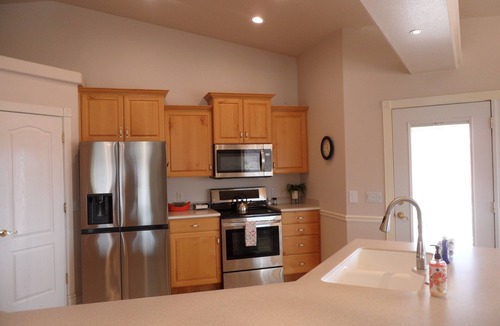 Virgin House | Spacious home with panoramic views of Zion National Park! Come & visit!