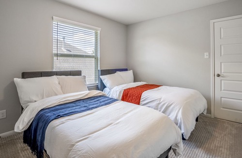 Pecan Grove House | Spacious Home with Private Theater, Pool Table, Office & Home Gym!