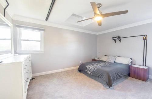 Somerset House | Spacious Home with Theater